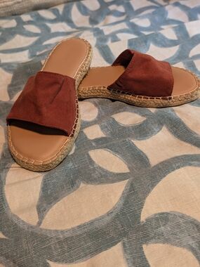 Old Navy Women’s Slide Espadrille Sandals - Rust Brown